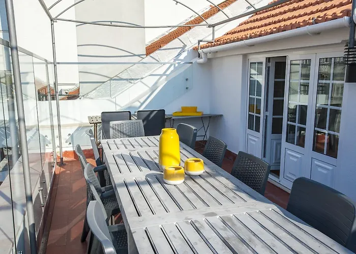Angel's Duplex Terrace Five Bedrooms * Lisboa